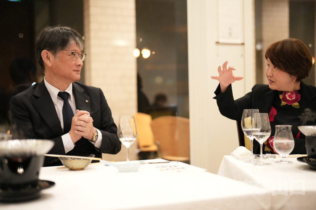 ②・援むすび山口・トライアングル・山口市・伊藤市長・新谷酒造・わかむすめ・セントコア山口・ヤスベェ・新井道子・まーちゃん・地域商社やまぐち株式会社