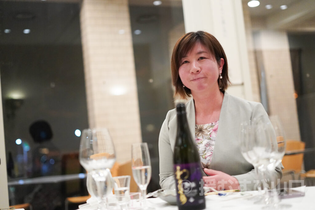 ③・援むすび山口・トライアングル・山口市・伊藤市長・新谷酒造・わかむすめ・セントコア山口・ヤスベェ・新井道子・まーちゃん・地域商社やまぐち株式会社