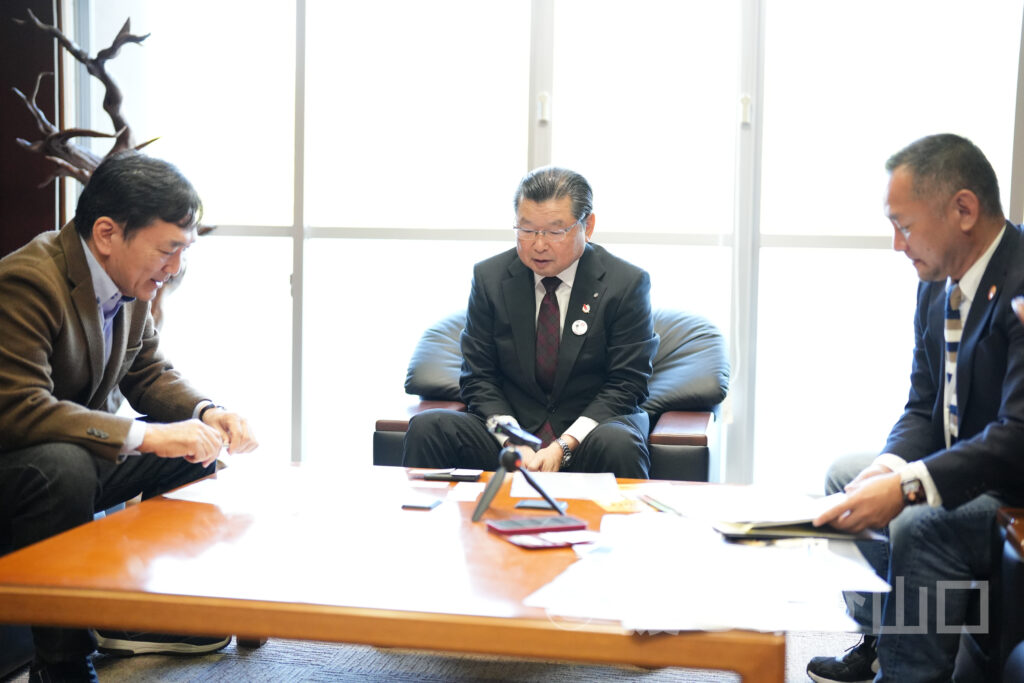 阿武町・花田憲彦町長