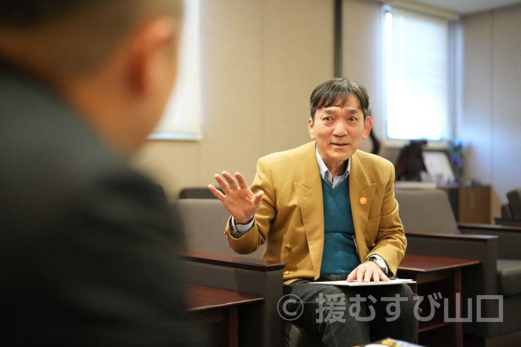 宇部市・篠崎圭二市長