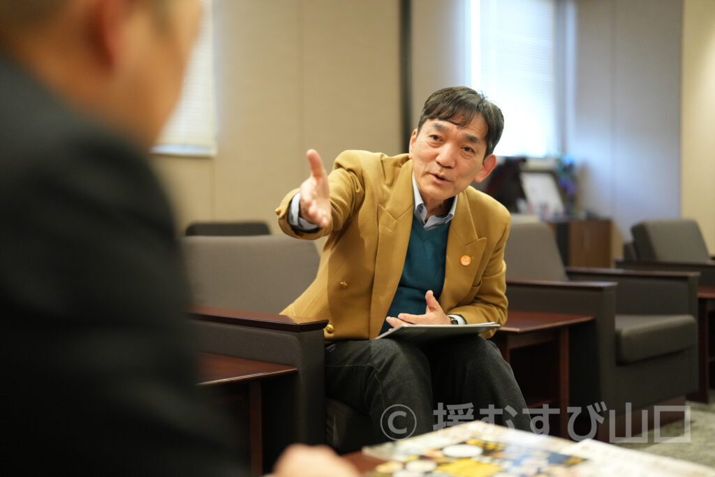 宇部市・篠崎圭二市長