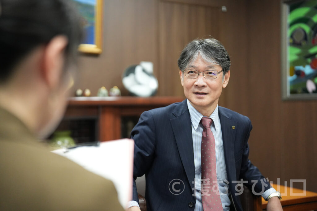 山口市・伊藤和貴市長