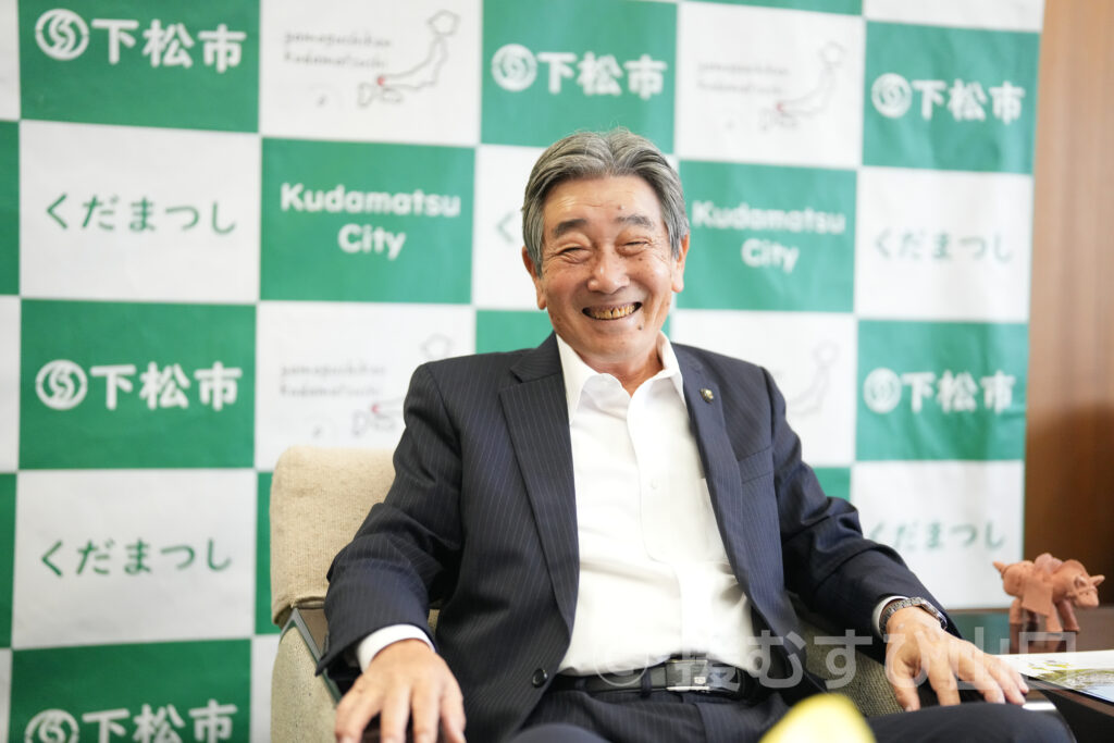 下松市・国井益雄 市長・笠戸島・牛骨ラーメン・笠戸ひらめ・天王森古墳・立方埴輪