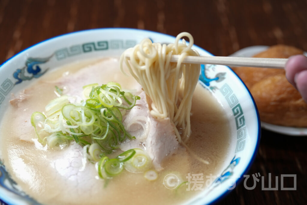中華そば・紅蘭・牛骨ラーメン・いなり寿司・チャーシュー