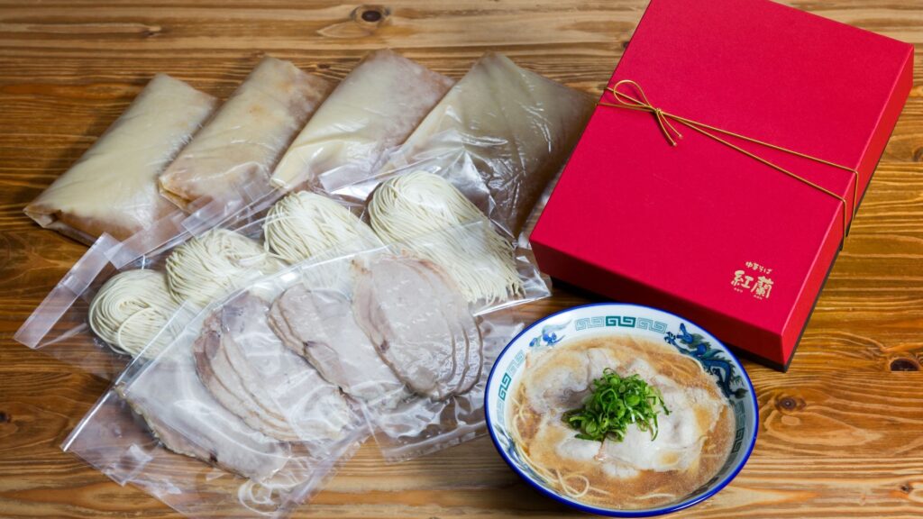 中華そば・紅蘭・牛骨ラーメン・いなり寿司・チャーシュー